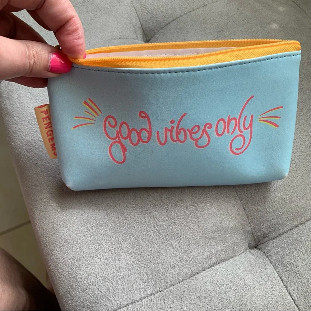 MAKEUP Good Vibes Only Glam Bag Makeup Cosmetics Bag  Light Pouch by Pengems - Picture 9 of 11